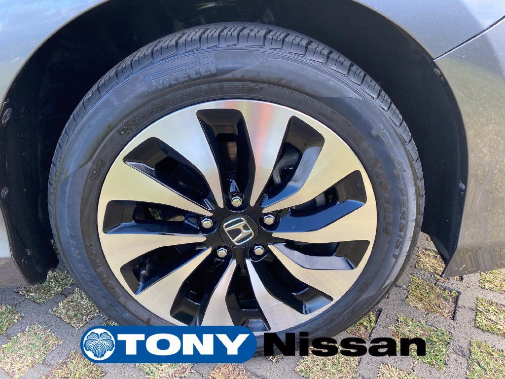 Used 2017 Honda Accord Hybrid Sedan image 27