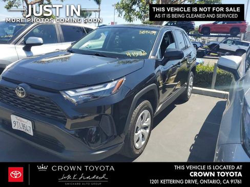 Used 2025 Toyota RAV4 LE FWD image 1