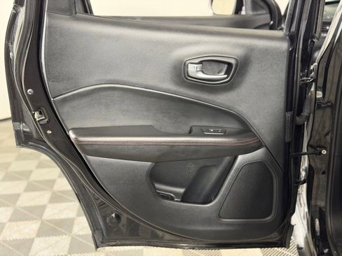 Used 2021 Jeep Compass Trailhawk image 32