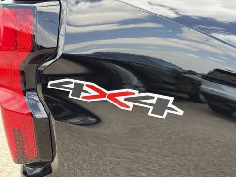 New 2026 Chevrolet Colorado LT image 14