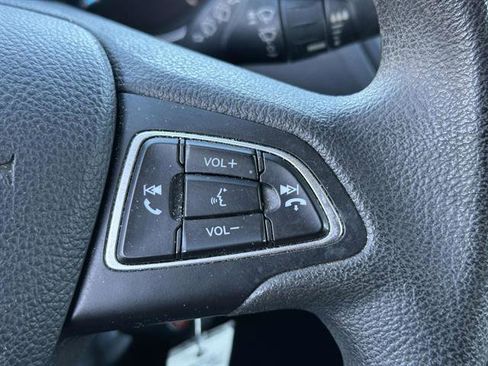 Used 2018 Ford Escape SE w/ SE Sync 3 Package image 16