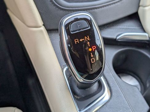 Used 2018 Cadillac XT5 FWD w/ LPO, Wheel Lock Package image 20