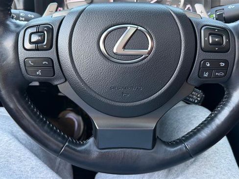 Used 2023 Lexus IS 300 w/ Comfort Package RWD image 31