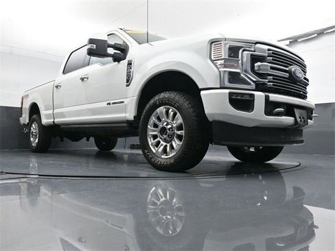 Used 2021 Ford F250 Limited image 24