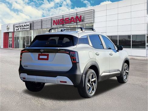 New 2026 Nissan Kicks SV w/ Cold Weather Package image 4