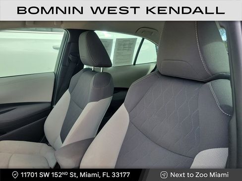 Used 2021 Toyota Corolla LE image 10