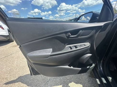 Used 2022 Hyundai Kona SE FWD image 24