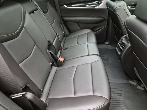 Certified 2023 Cadillac XT5 Premium Luxury w/ LPO, Floor Liner Package AWD/4WD image 25