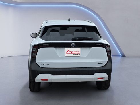 New 2026 Nissan Kicks SV w/ SV Premium Package image 4