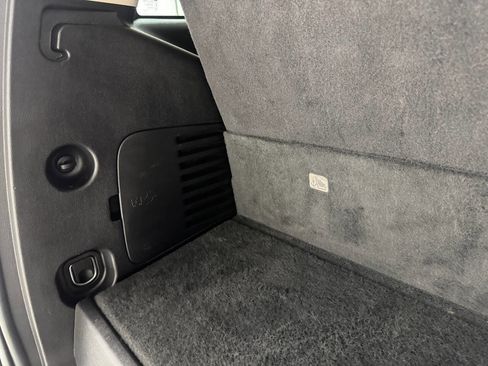 Used 2020 Cadillac Escalade Premium Luxury image 70