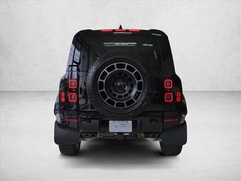 New 2026 Land Rover Defender 110 OCTA image 8