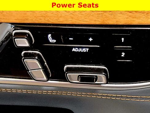 Used 2022 Jeep Grand Wagoneer Series II w/ Convenience Group III AWD/4WD image 31