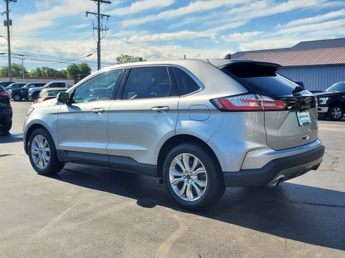 Used 2022 Ford Edge Titanium AWD/4WD image 3