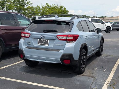 Used 2019 Subaru Crosstrek 2.0i Premium w/ Moonroof Package AWD/4WD image 2