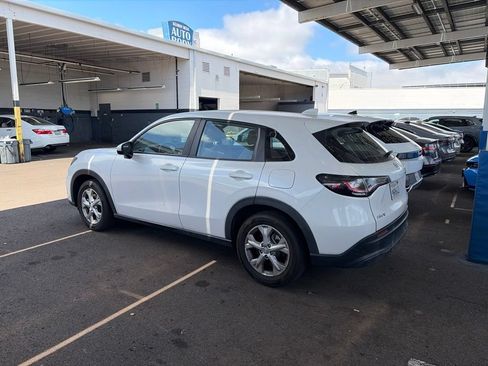 Used 2024 Honda HR-V LX image 12