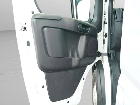 Used 2023 RAM ProMaster 2500 image 31