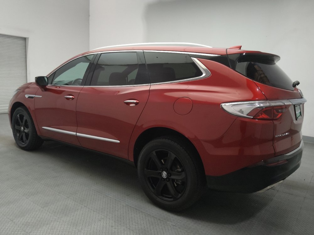 Used 2023 Buick Enclave Essence w/ Sport Touring Edition FWD image 3