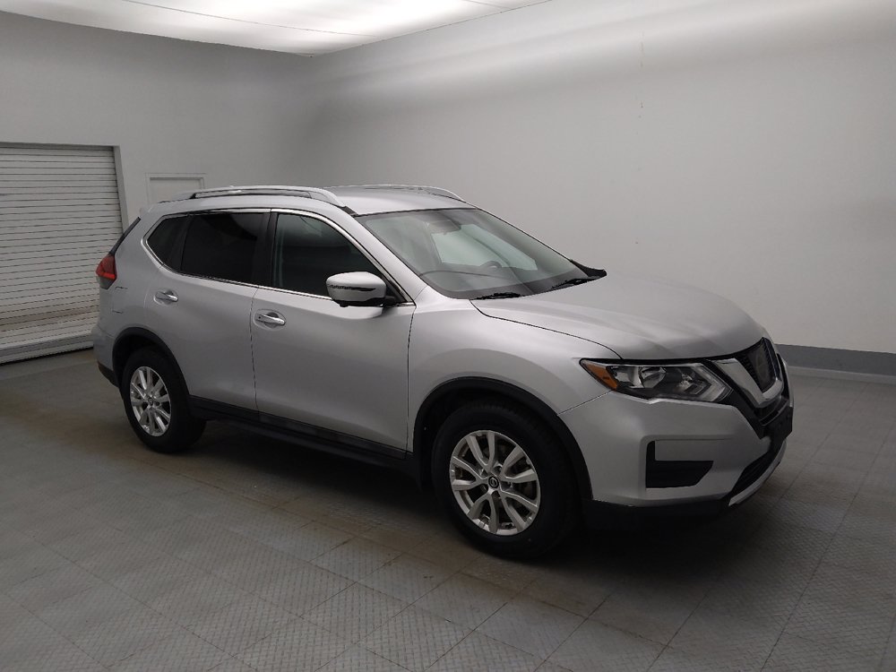 Used 2017 Nissan Rogue SV w/ SV Premium Package FWD image 11