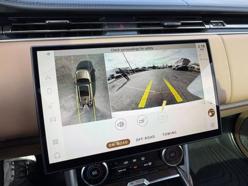 Certified 2023 Land Rover Range Rover Long Wheelbase Autobiography image 17