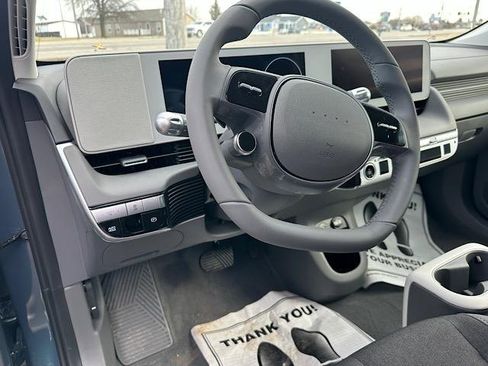 New 2024 Hyundai Ioniq 5 SE image 10