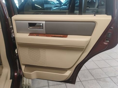 Used 2010 Ford Expedition Eddie Bauer image 17