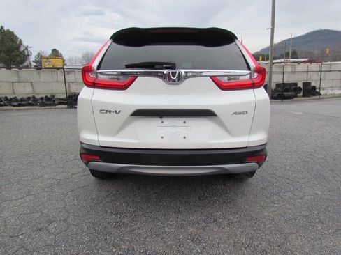 Used 2017 Honda CR-V LX image 6