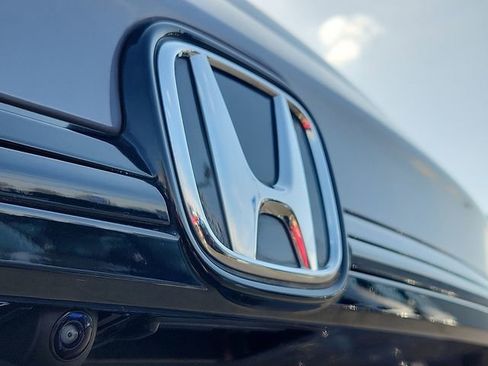 Used 2025 Honda Odyssey Sport-L image 31