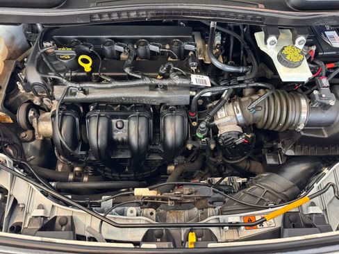 Used 2016 Ford Transit Connect XL image 32