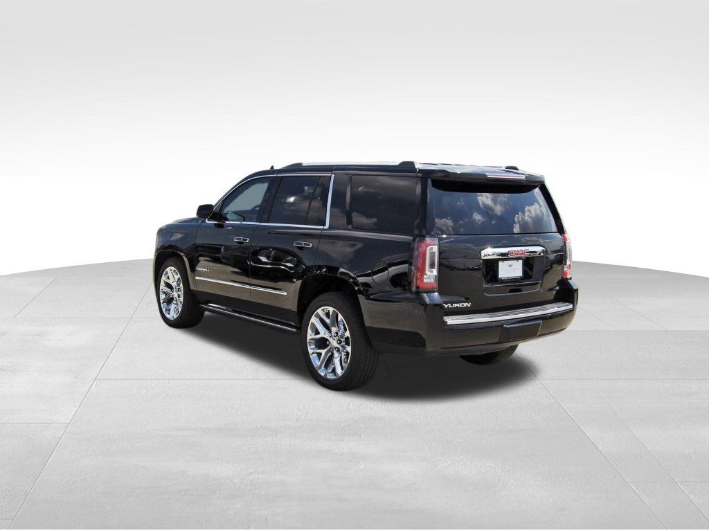 Used 2018 GMC Yukon Denali w/ Open Road Package AWD/4WD image 3