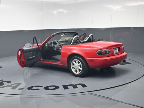 Used 1990 MAZDA MX-5 Miata RWD image 27
