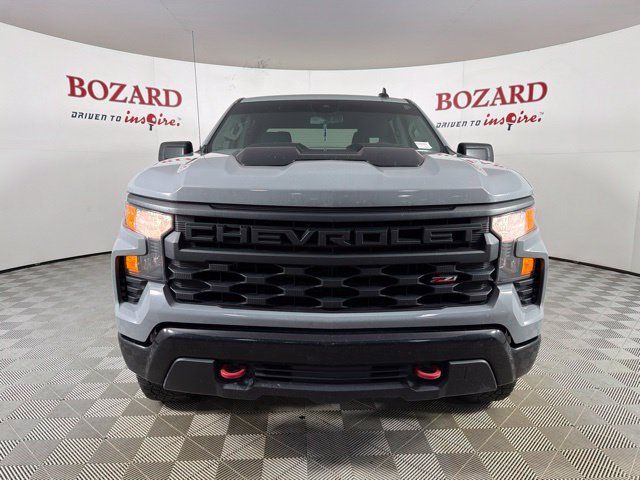 Used 2024 Chevrolet Silverado 1500 Custom Trail Boss AWD/4WD image 2