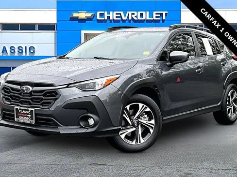 Used 2024 Subaru Crosstrek 2.0i Premium AWD/4WD image 2