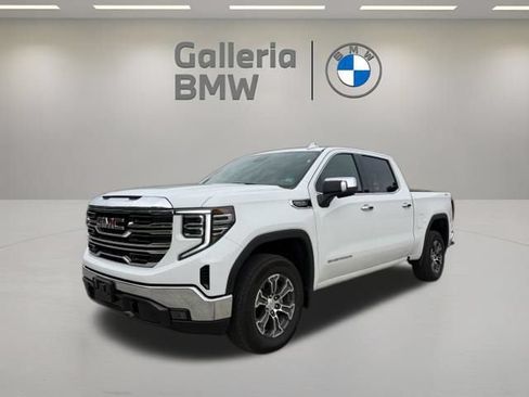 Used 2026 GMC Sierra 1500 SLT AWD/4WD image 1