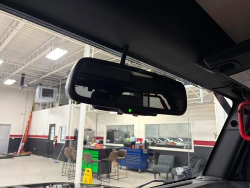 Used 2015 Jeep Wrangler Unlimited Sahara w/ Connectivity Group image 45