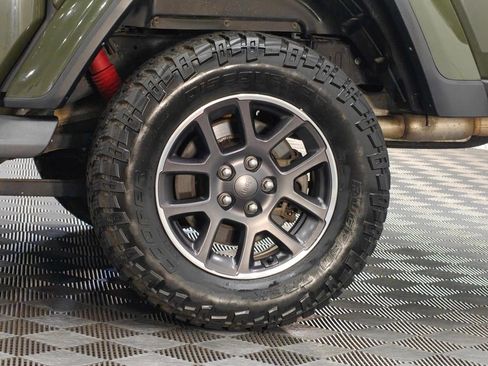 Used 2022 Jeep Gladiator Overland w/ Popular Equipment Package AWD/4WD image 62