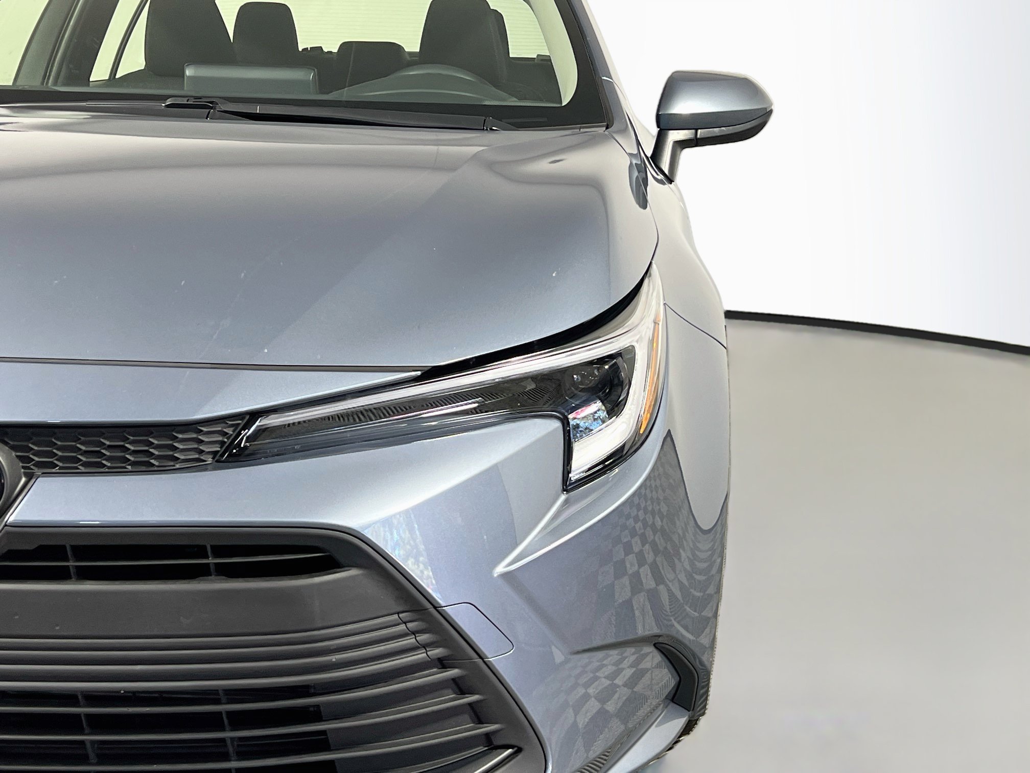 Used 2023 Toyota Corolla LE FWD image 12