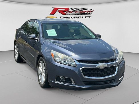 Used 2015 Chevrolet Malibu LT w/ Leather Package FWD image 7