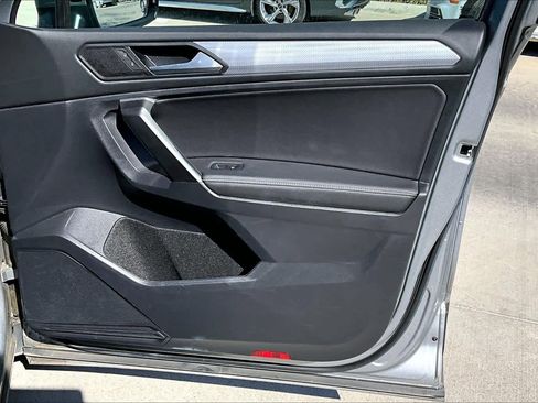 Used 2023 Volkswagen Tiguan S FWD image 40