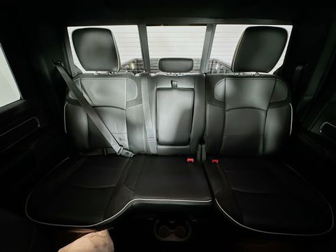 New 2026 RAM 2500 Laramie AWD/4WD image 10
