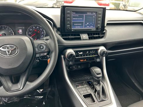 Used 2020 Toyota RAV4 LE w/ All Weather Liner Package image 18