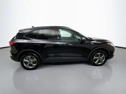 Certified 2025 Ford Escape ST-Line AWD/4WD image 8
