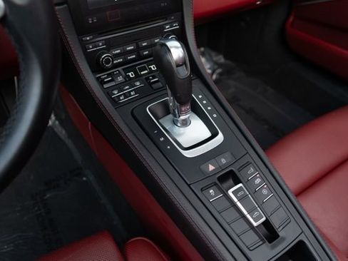 Used 2020 Porsche 718 Boxster S image 24