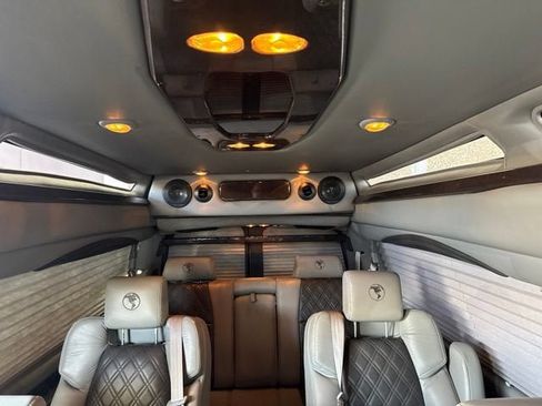 Used 2022 Chevrolet Express 2500 Extended w/ Enhanced Convenience Package RWD image 13