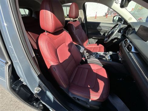 Certified 2023 MAZDA CX-5 Carbon Edition image 25
