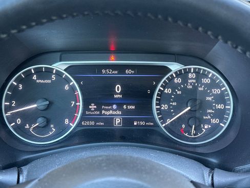 Used 2022 Nissan Sentra SV FWD image 18