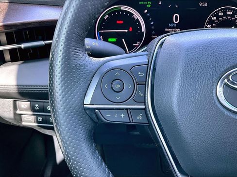 Used 2021 Toyota Avalon Limited w/ Advanced Safety Package FWD image 22