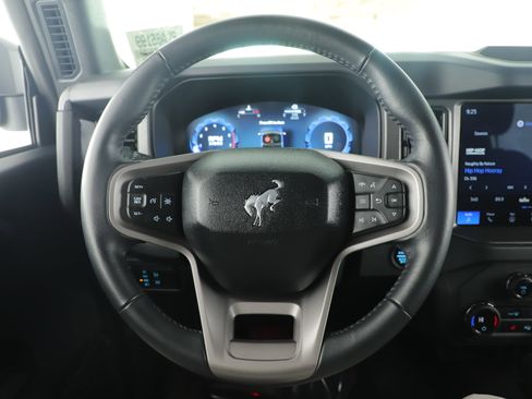 Used 2025 Ford Bronco Big Bend image 20