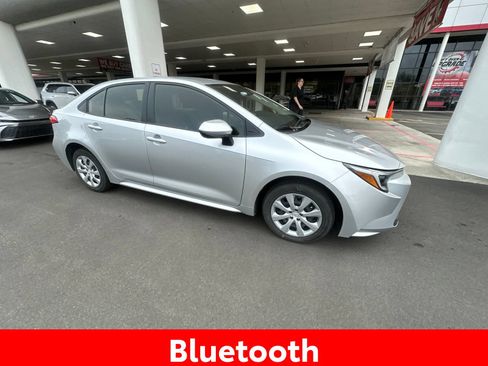 Used 2023 Toyota Corolla LE FWD image 9