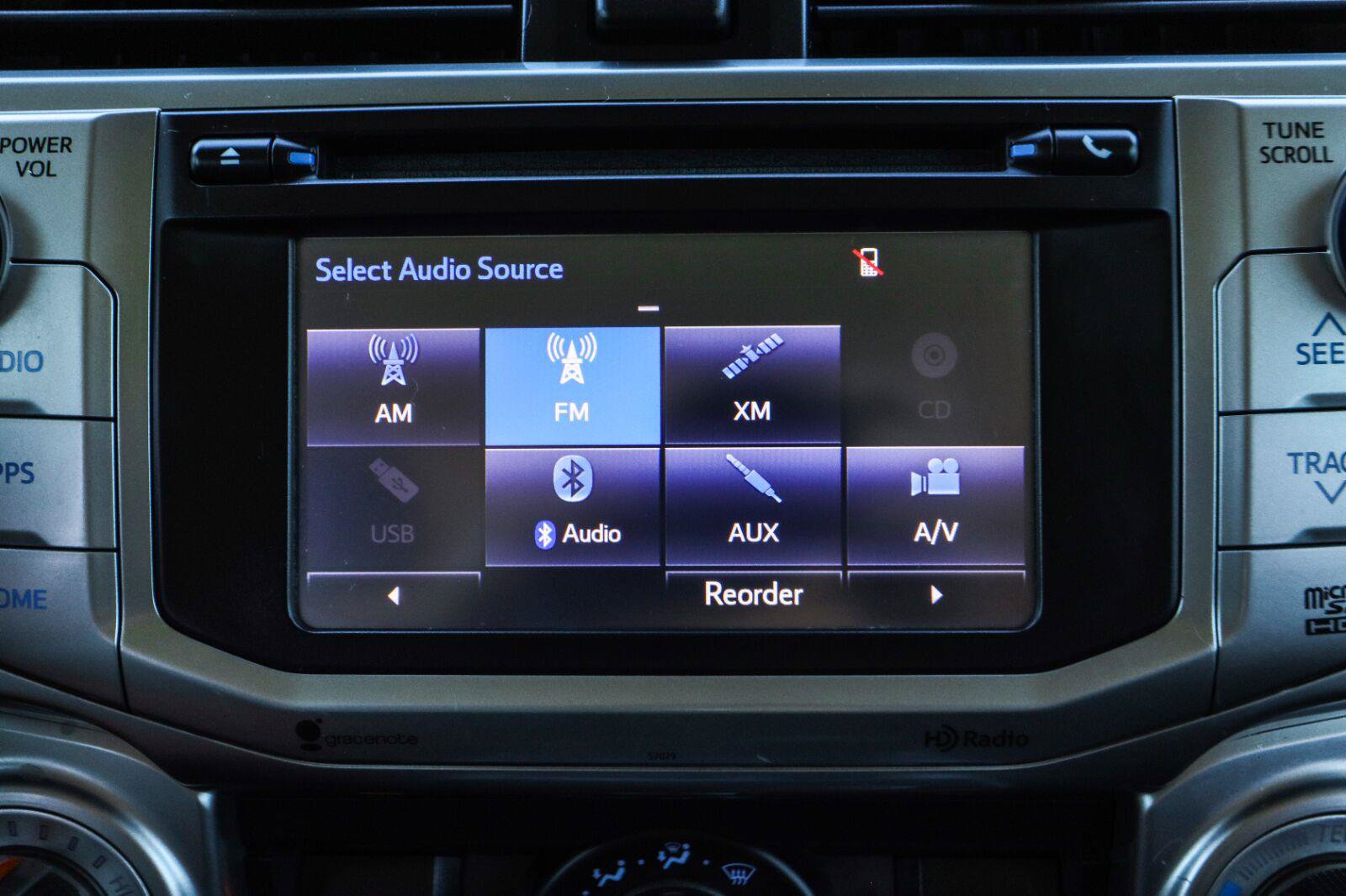 Used 2015 Toyota 4Runner SR5 AWD/4WD image 10