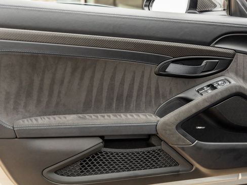 Used 2025 Porsche 718 Cayman GT4 RS w/ Weissach Package image 31